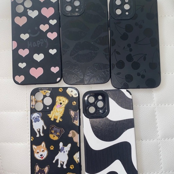 Black and White iPhone 11 Pro Patterned Phone Cases - Picture 1 of 1
